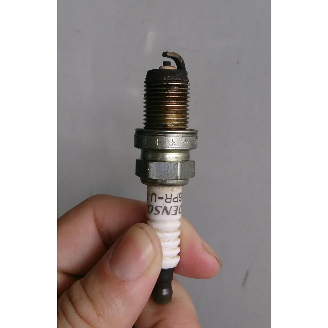 এনজিকে স্পার্ক প্লাগ CR7HSA — বাজাজ পালসার ১৫০ — NGK — genuine_oem