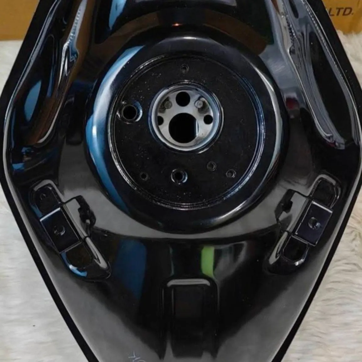 Fuel Tank R15 — yamaha — aftermarket